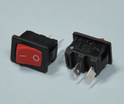 Vippströmbrytare 10A 1xON-OFF röd/svart