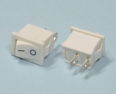 Vippströmbrytare 6A 1xON-OFF vit