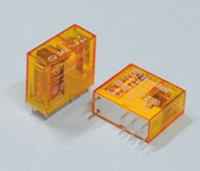 Kretskortrelä 1 växlande kontakt 230Vac 16A