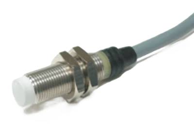 Induktiv givare med kabel M12 NPN 10-40Vdc öppnande 4mm (EI1204NPCSS)