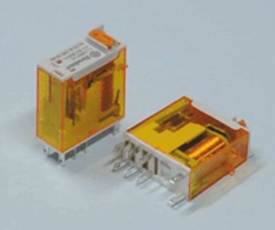 Effektrelä 2 växlande kontakter 230Vac 8A (46.52.8.230.0040)