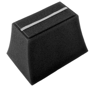 Glidpotentiometerknopp 14x20x13mm svart (2x6mm) CP3190