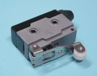 Gränslägesbrytare med kort spak och rulle, 10A 250Vac