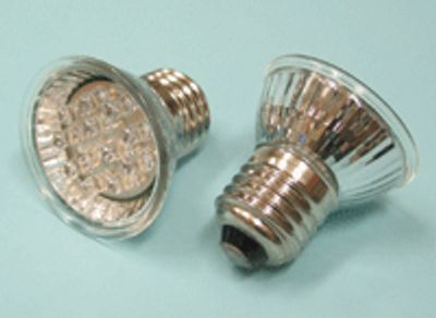 LED-lampa E27 230Vac 4,6W kallvitt