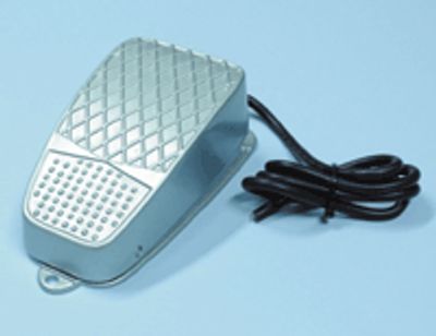 Fotströmbrytare återfjädrande 1xON-(ON) 6A 250Vac