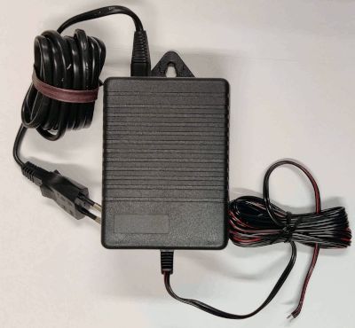 AC/DC-nätadapter 9,4Vdc 2A 18,8W (oreglerad)