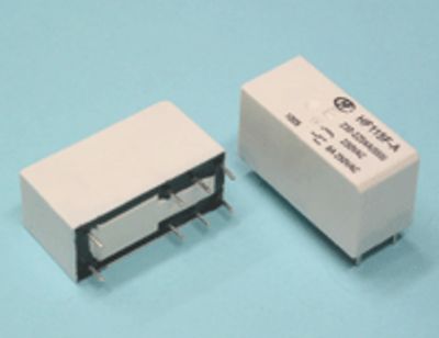 Kretskortrelä, 2 växlande kontakter, 230Vac 8A