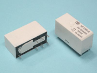 Kretskortrelä, 1 växlande kontakt, 230Vac 16A