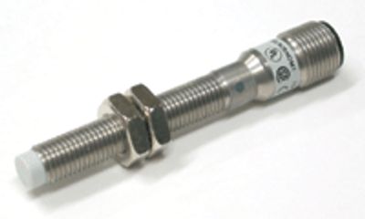 Induktiv givare med M8-kontakt PNP 10-30Vdc slutande 2,5mm (IA08BLN25POM1)