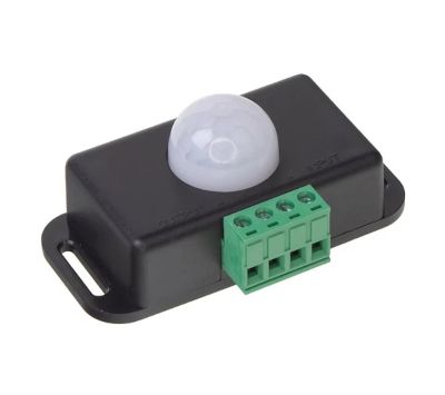 IR-rörelsesensor 120° 12-24Vdc 6A