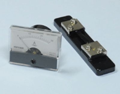 Panelmätare 60,5x47mm 30Adc med extern shunt