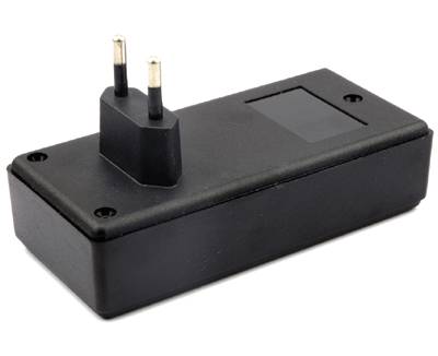 Plastfodral med uttagsanslutning 120,2x56x31,2mm svart