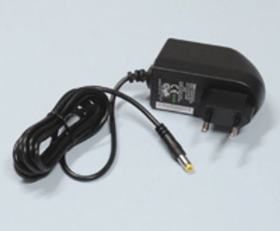 Switchad strömkälla 7,5Vdc 2,4A 18W