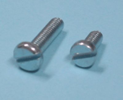 Maskinskruv spår M4x10mm 100 st/fp