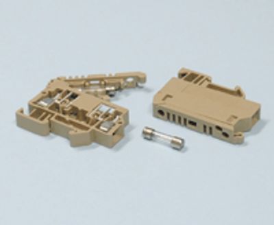 Säkrad radplint för 15 mm DIN-skena 500V 6,3A beige