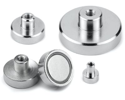 Permanentmagnet med M8-gänga Neodym N38 63x10mm