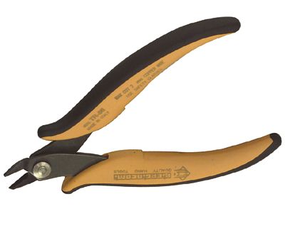 Smalspetsade sidavbitare 2mm/138mm