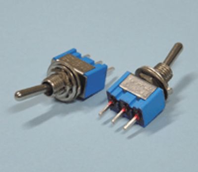 Spakbrytare för kretskort 6A 125Vac 1xON-ON