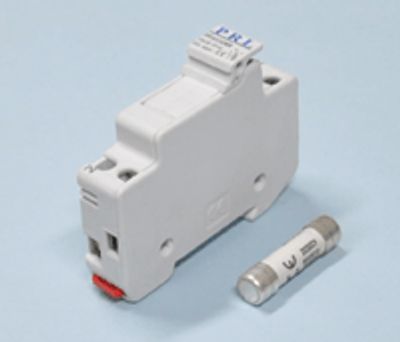 Säkringshållare för DIN-skena 1-delad 10,3x38mm 32A