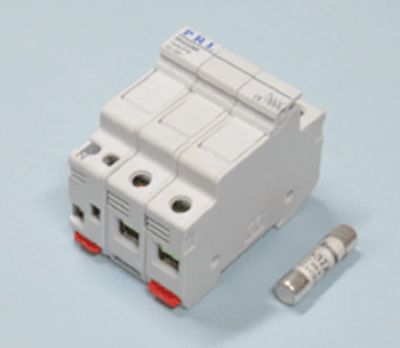 Säkringshållare för DIN-skena 3-delad 10,3x38mm 32A