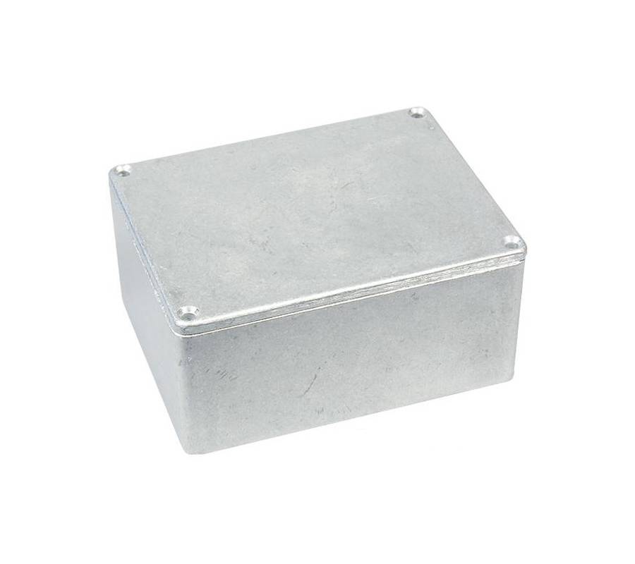 Metallboxar